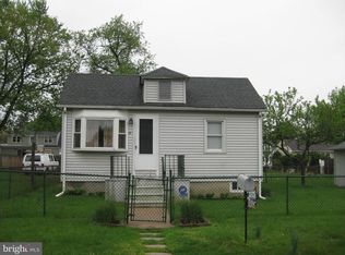 81 7th Ave, Hamilton, NJ 08619