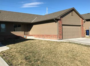 8464 E Granite Ct, Bel Aire, KS 67226