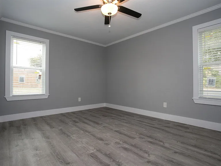 1103 Booker Ave #B — Photo 33