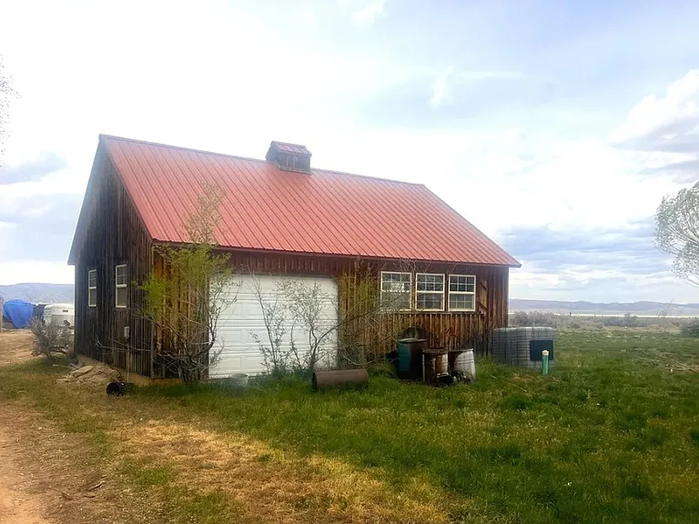 321 N 1200 W — Photo 14