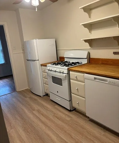 6255 Saint Moritz Ave — Photo 1