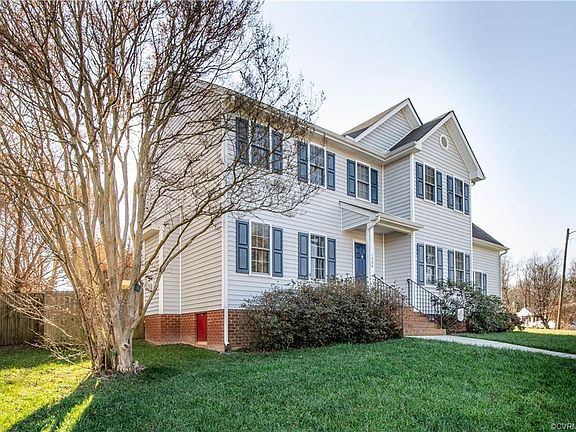 2nd image of 1604 Limerick Dr