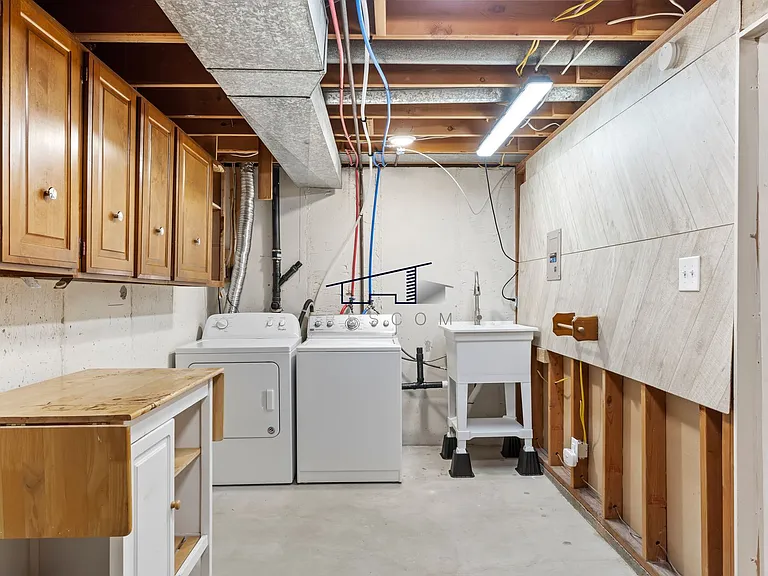 3179 Hawthorne Ave — Photo 25