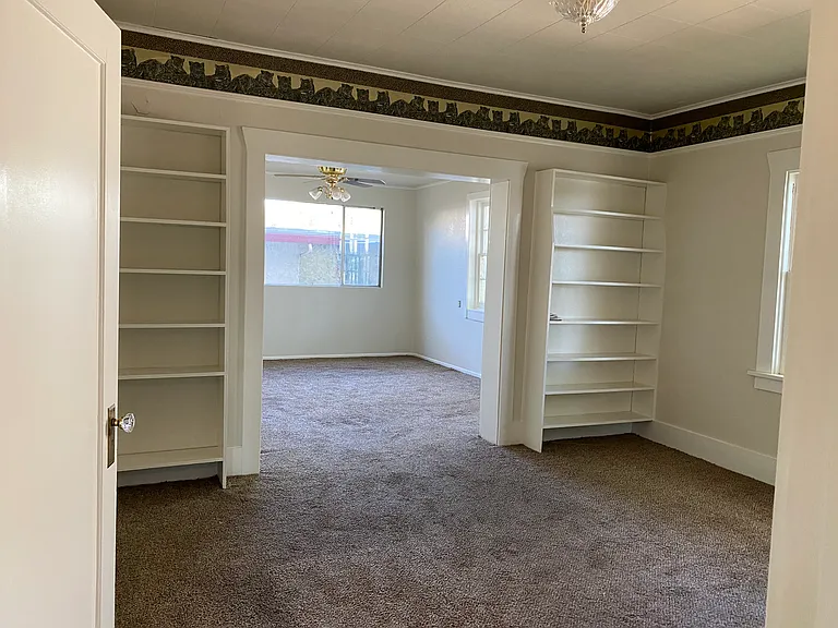 945 Rio St — Photo 25