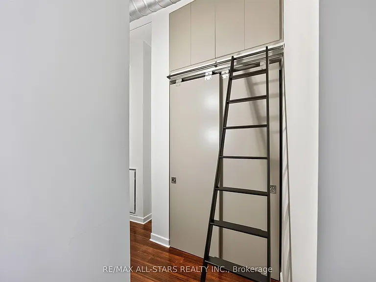 155 Dalhousie St #827 — Photo 2