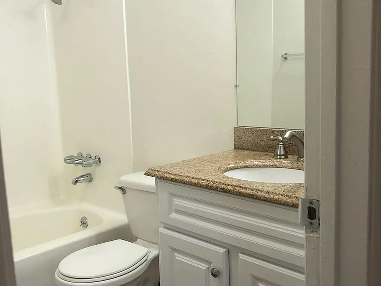 3565 Van Dyke Ave — Photo 6