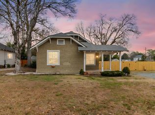 1408 Morganton Rd, Fayetteville, NC 28305