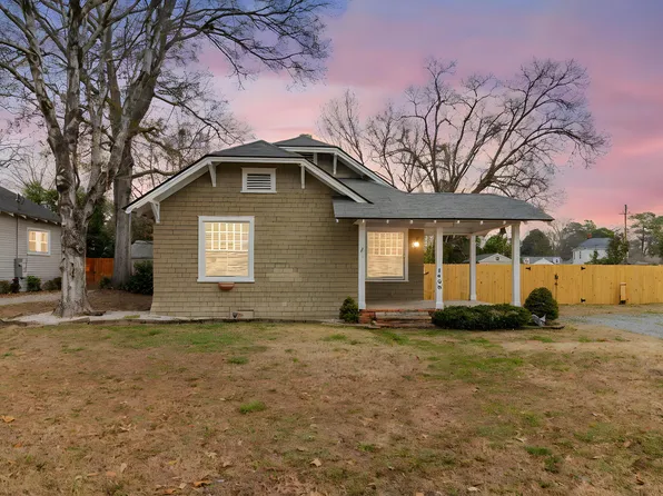 1408 Morganton Rd, Fayetteville, NC 28305