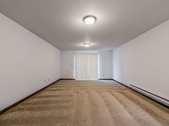 3rd image of 4811 80th St NE Unit 1