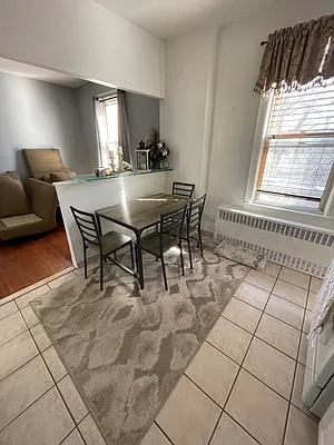 Rented by Bouklis Group | media 15