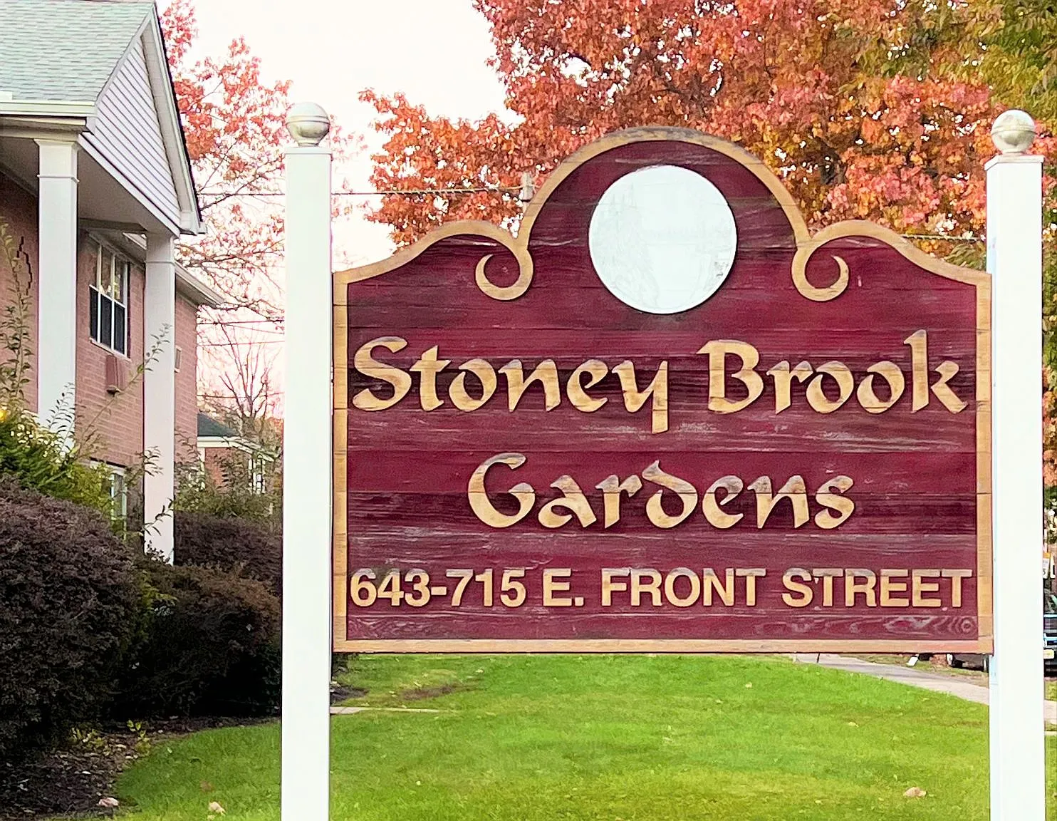 Stoney Brook Gardens — Photo 1