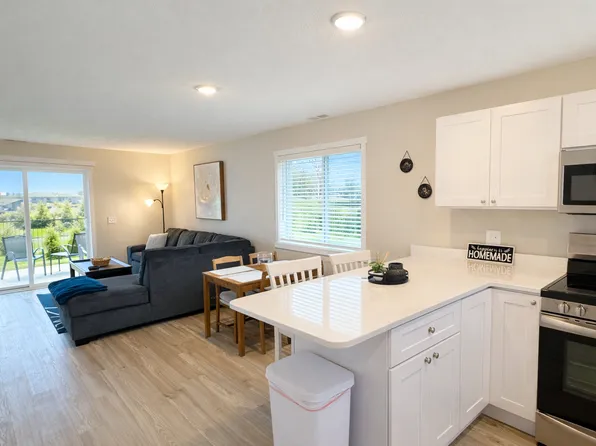 3788 Woodgate Dr, Traverse City, MI 49686