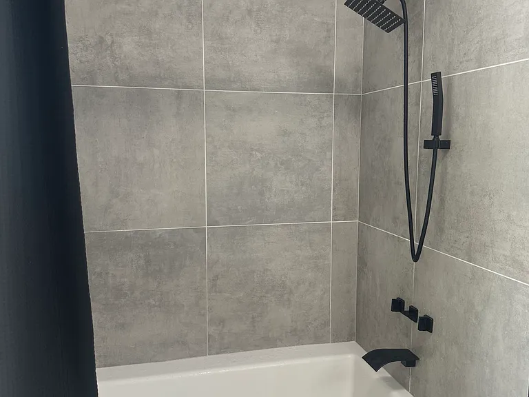 1219 Lynn Ln — Photo 13