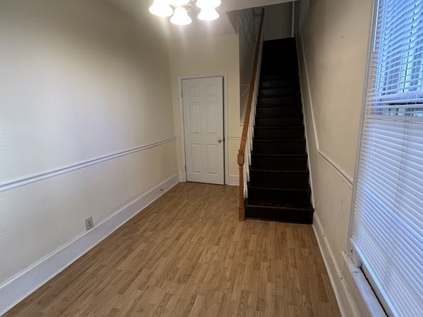 306 W Church St #B