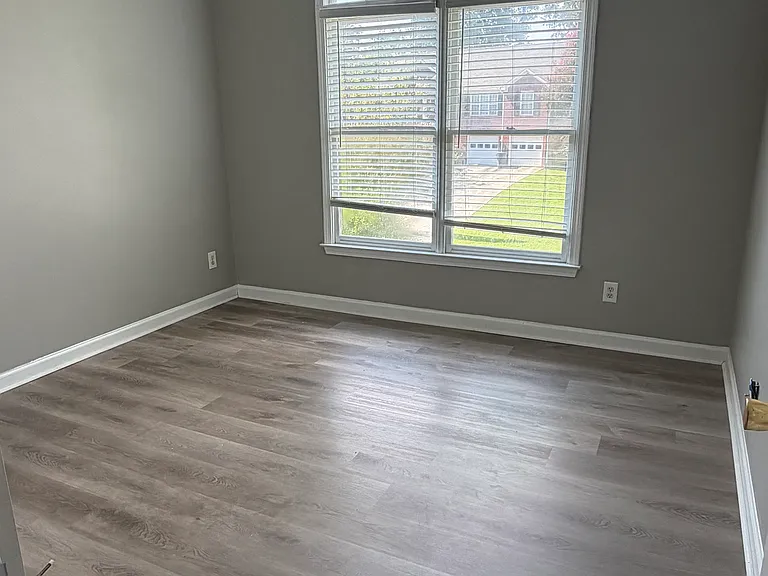 425 Tara Oaks Ct — Photo 8