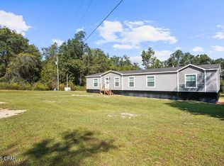 1215 Shores Rd, Alford, FL 32420