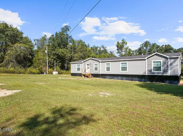 1215 Shores Rd, Alford, FL 32420