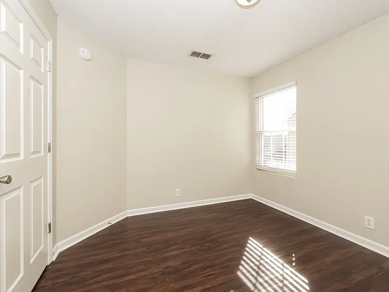 2722 Apostle Ln — Photo 15