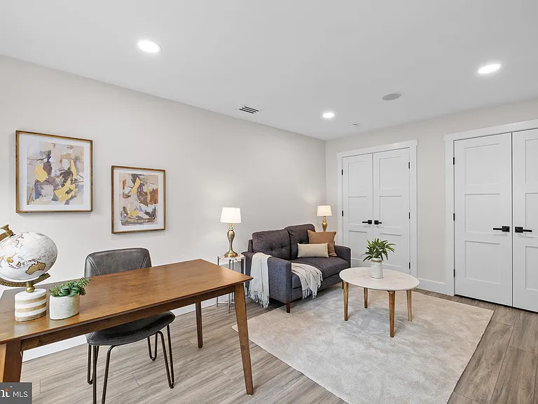 354 Winding Way — Photo 86