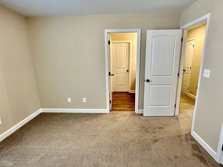 613 Estrella Dr — Photo 21