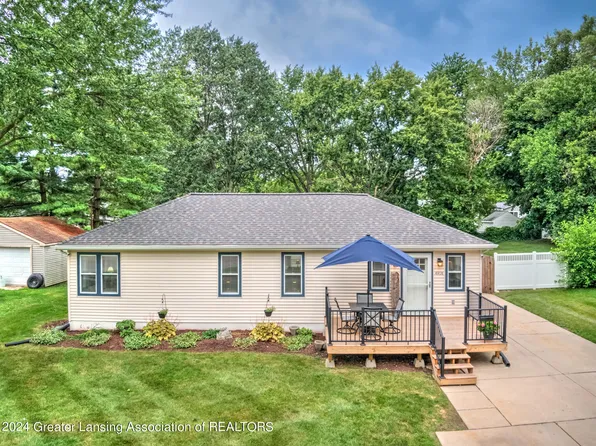 4908 Stafford Ave, Lansing, MI 48910