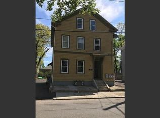 66 Laban St APT 3, Providence, RI 02909