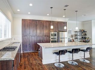 2406 Beall St #D, Houston, TX 77008