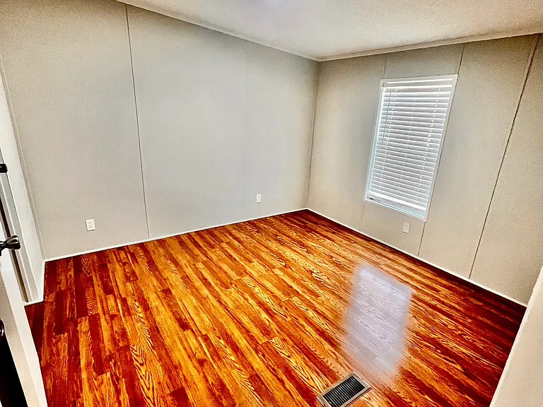 2635 Flamingo Dr — Photo 9