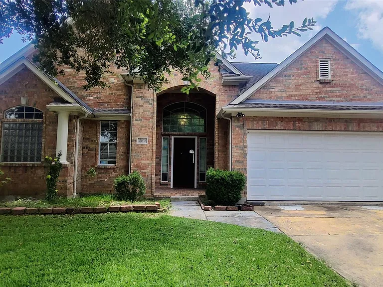 3302 E Cedar Hollow Dr — Photo 2