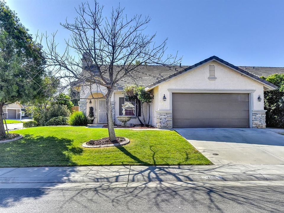 1st image of 2121 Conejo Dr
