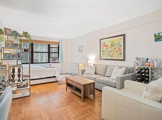 135 E 54th St APT 3C, New York, NY 10022