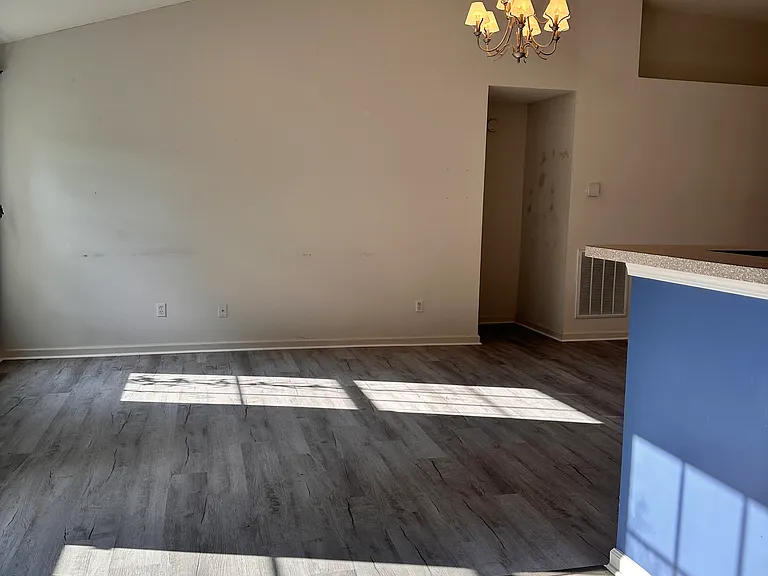 3929 Winthrop Dr — Photo 13