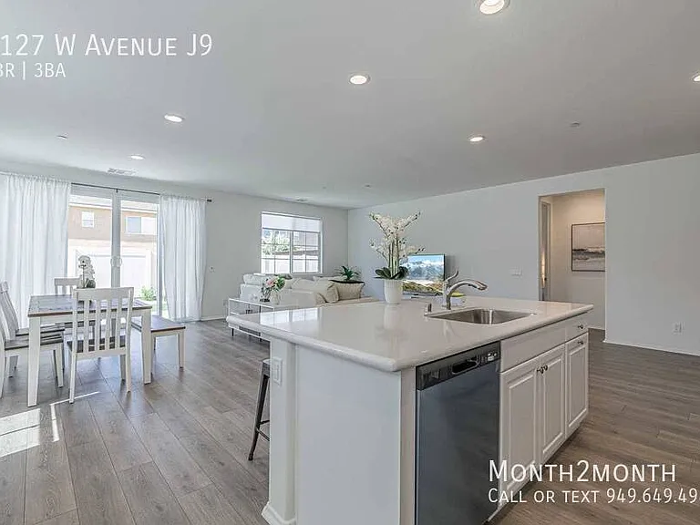 6127 W Avenue J9 — Photo 9