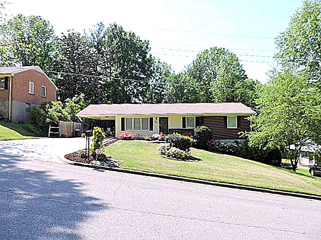 1st image of 125 Eden Pl