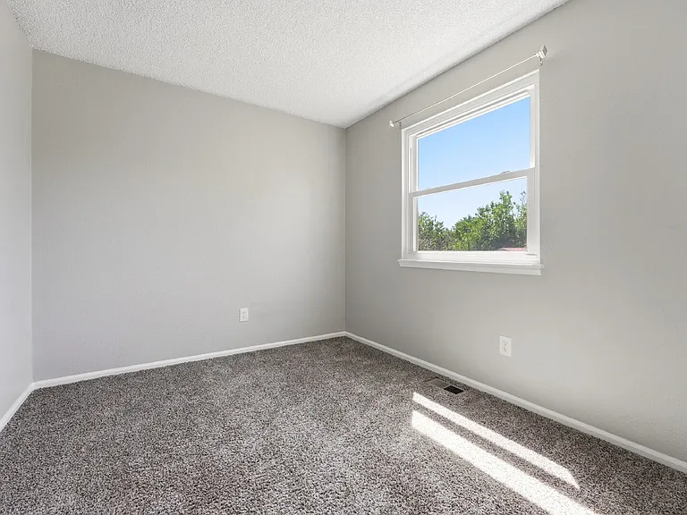 17736 E Cornell Dr — Photo 17