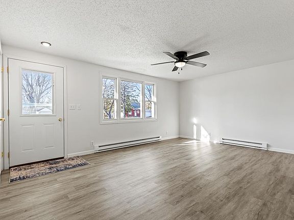 2nd image of 500 N Elm St