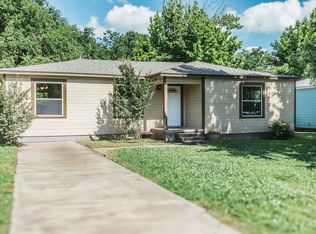 1404 Pecan St, Bonham, TX 75418