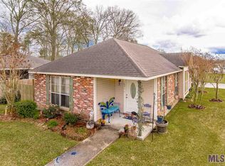 1431 W Sidney St, Gonzales, LA 70737