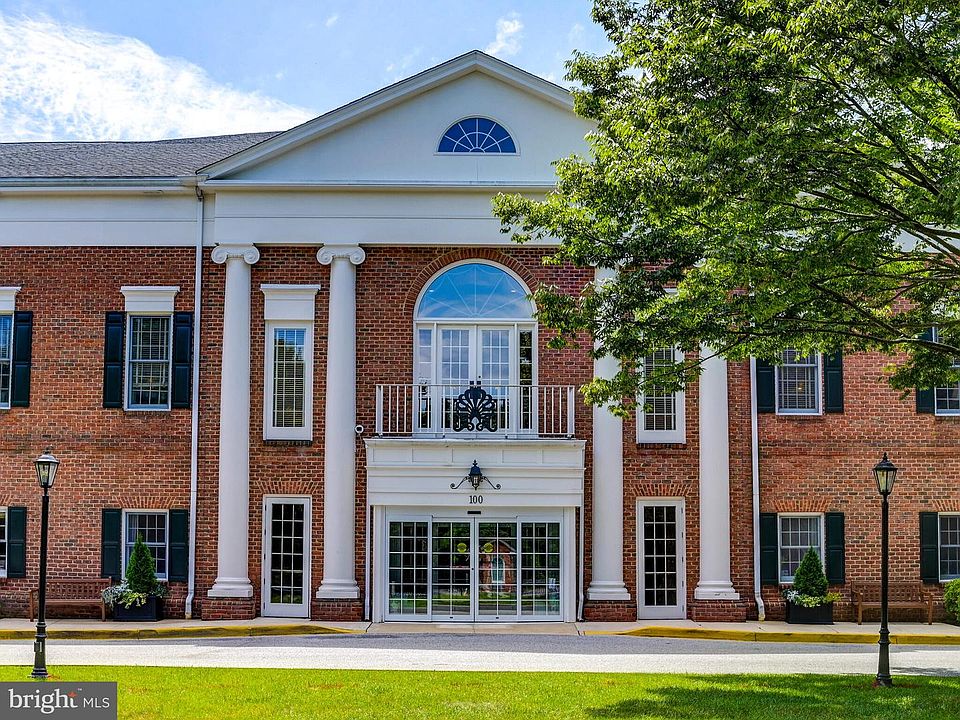 1st image of 402 Brightwood Club Dr #402