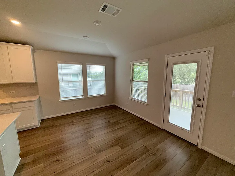 434 Shelton Pass — Photo 13