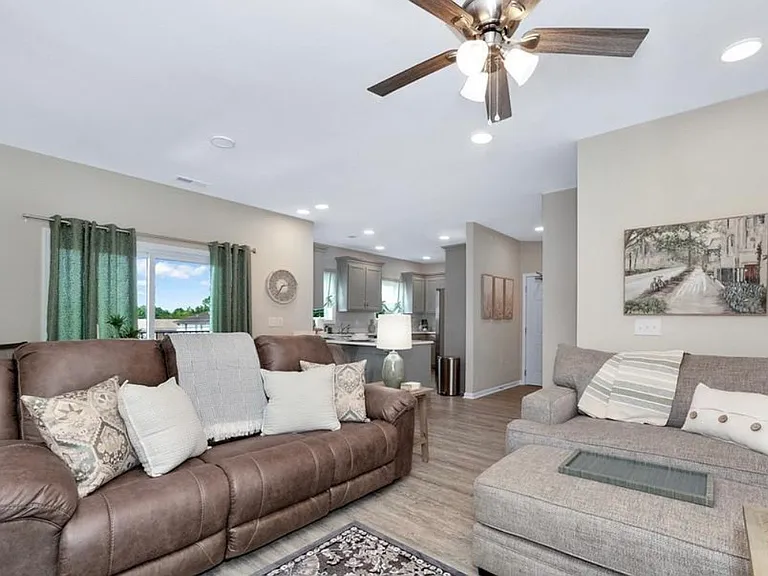 3111 Ivy Ave SW #A1 — Photo 12