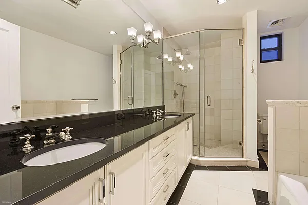 Rented by Corcoran | media 17