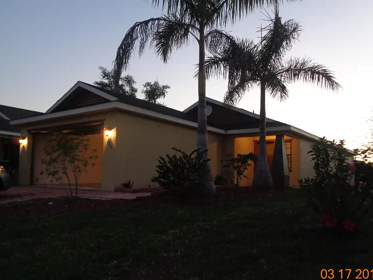430 San Lorenzo Ct — Photo 2