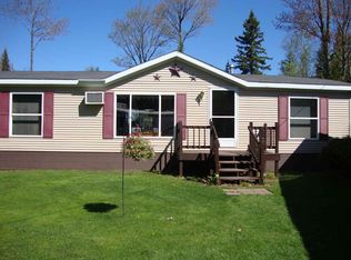 27911 McCallum Ln, Lake Linden, MI 49945