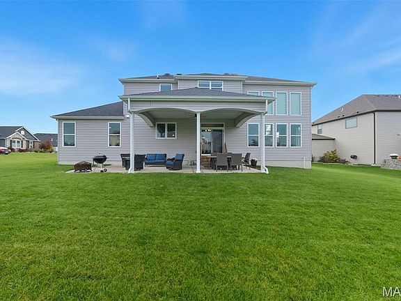 5th image of 31 Briscoe Glen Ct