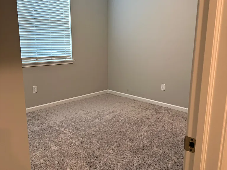 9231 Kavanaugh Dr — Photo 16
