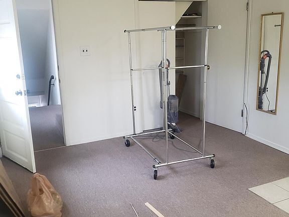 3rd image of 308 E Lancaster Ave APT 2C