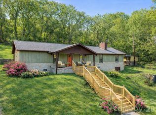 62 Mitchell St, Canton, NC 28716