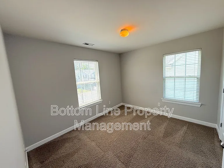 2910 Watercrest Dr NW — Photo 17