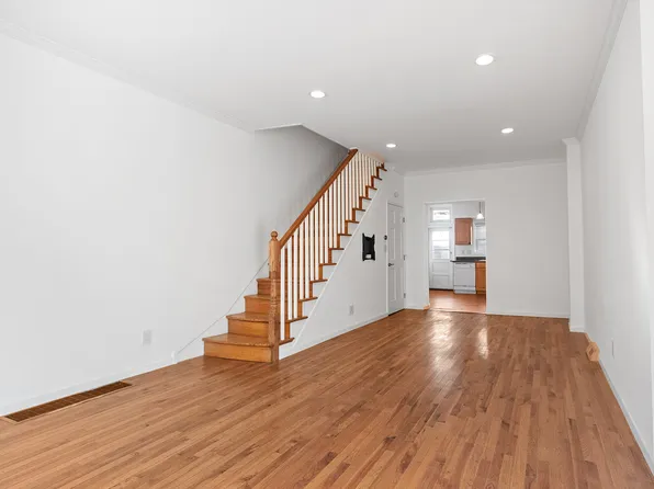 2232 S Colorado St, Philadelphia, PA 19145